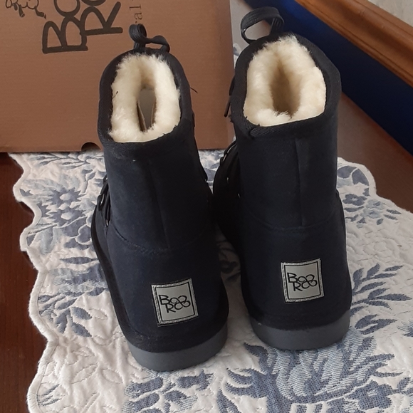 New in box, BooRoo short tie boots - Picture 12 of 12